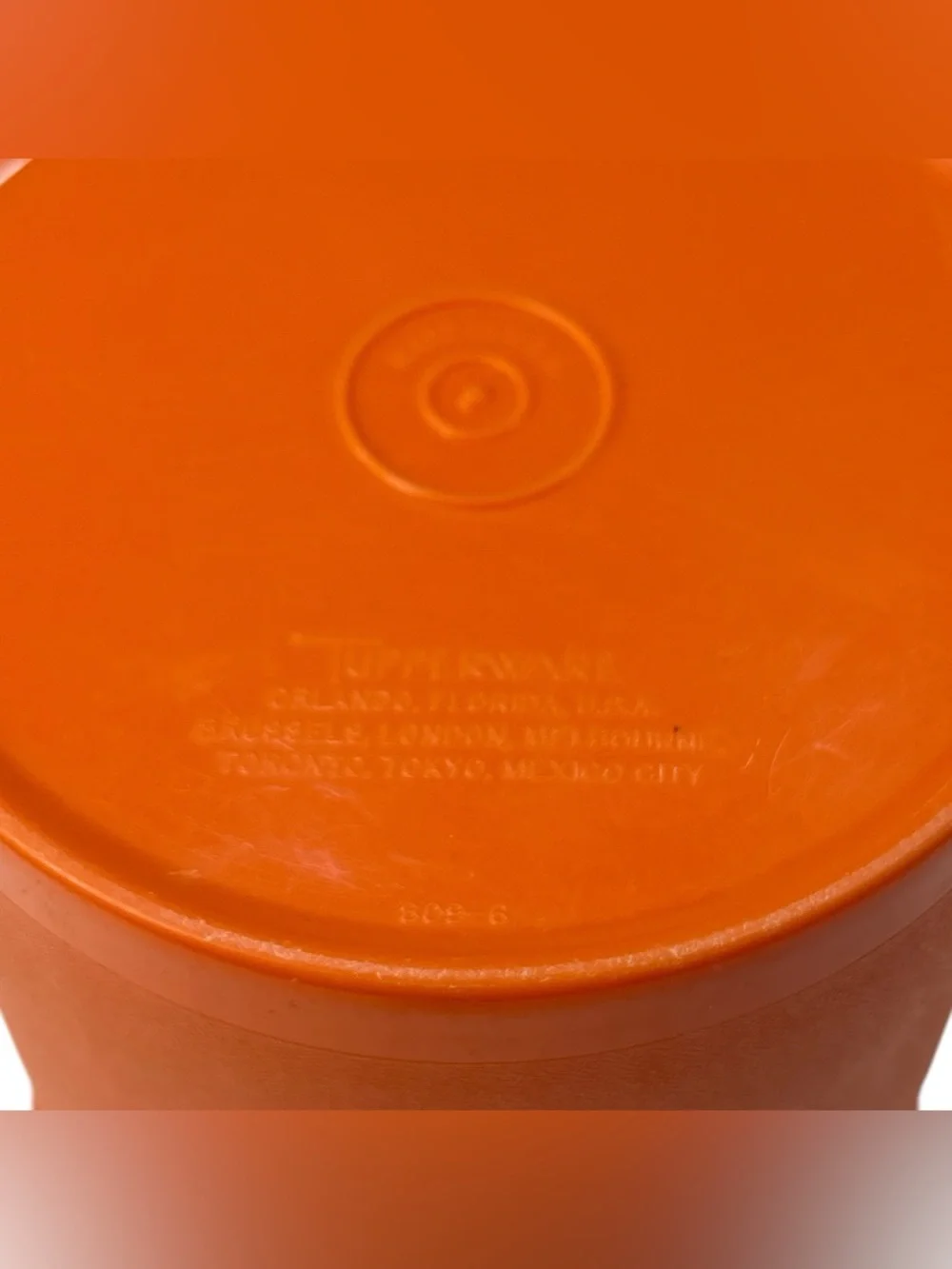 Vintage Tupperware Orange 809-6 Servalier Nesting Canister w/ 810-19 Lid